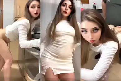 Bokep Selebrgam Bule Russia di Doggy